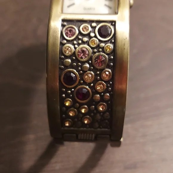 Bracelet Watch - Picture 3 of 9